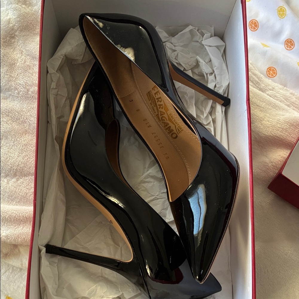 Salvatore Ferragamo Glossy Black Heels - Picture 3 of 9